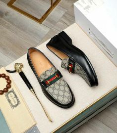 Picture of Gucci Shoes Men _SKUfw158111400fw